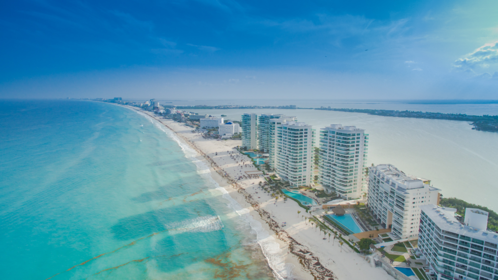 An image of a tropical beach in Cancun, one of the spots among senior tours to Mexico. 