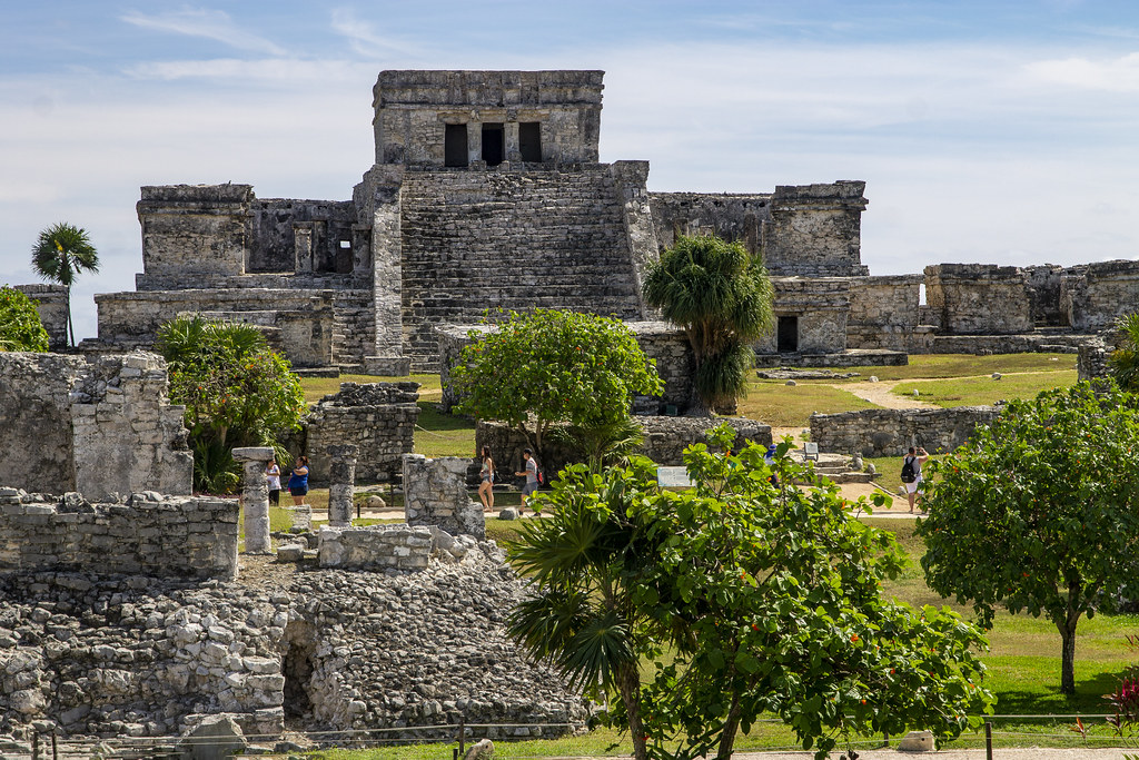 An image of a Mayan ruins in Tulum.