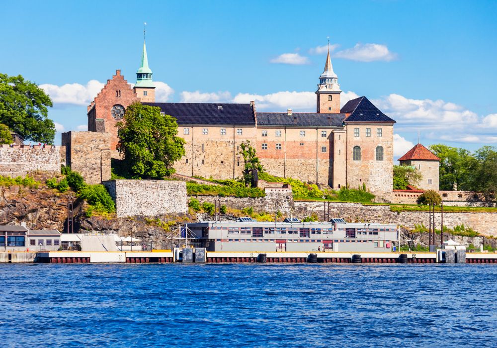 An image of the Akershus Fortress seen from the water. 