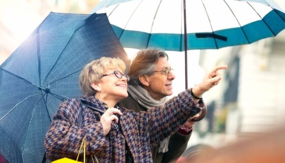 An image of a couple on a senior trip to Hamburg.